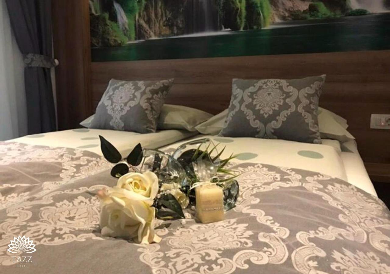 فندق تاز بيهاتش المظهر الخارجي الصورة